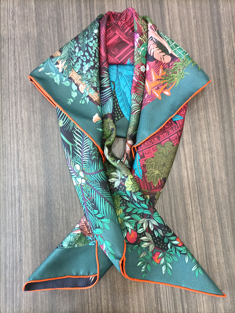 Foulard en Soie 90CM pour Femm - Travel Accessories Bag For Women avis et prix